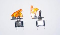 AIRCRAFT TOGGLE SWITCH AMBER CLEAR COVER, LED AMBER